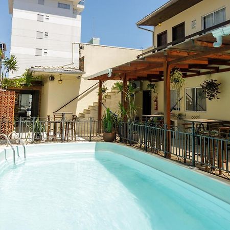 Residencial Eucaliptos Hotel ฟลอเรียนอโปลิส ภายนอก รูปภาพ