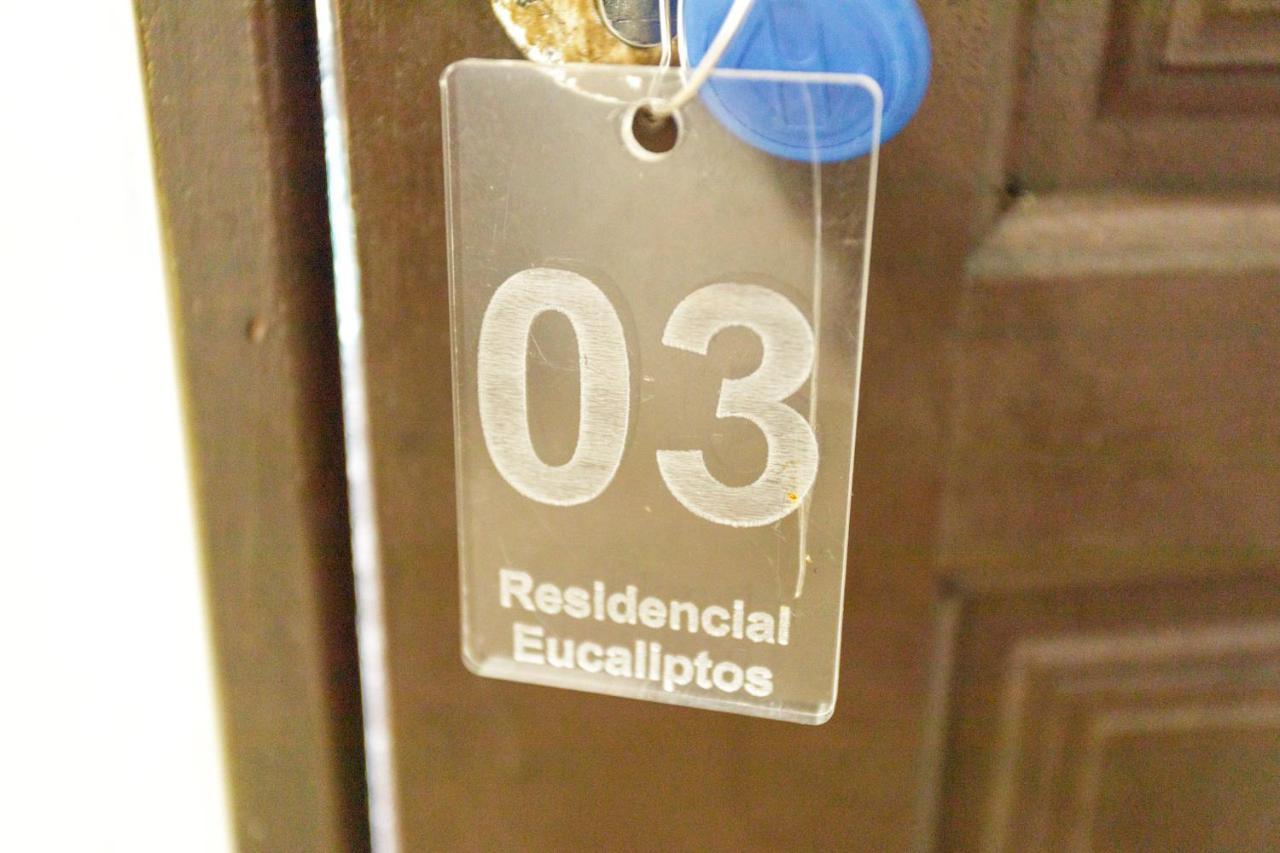 Residencial Eucaliptos Hotel ฟลอเรียนอโปลิส ห้อง รูปภาพ