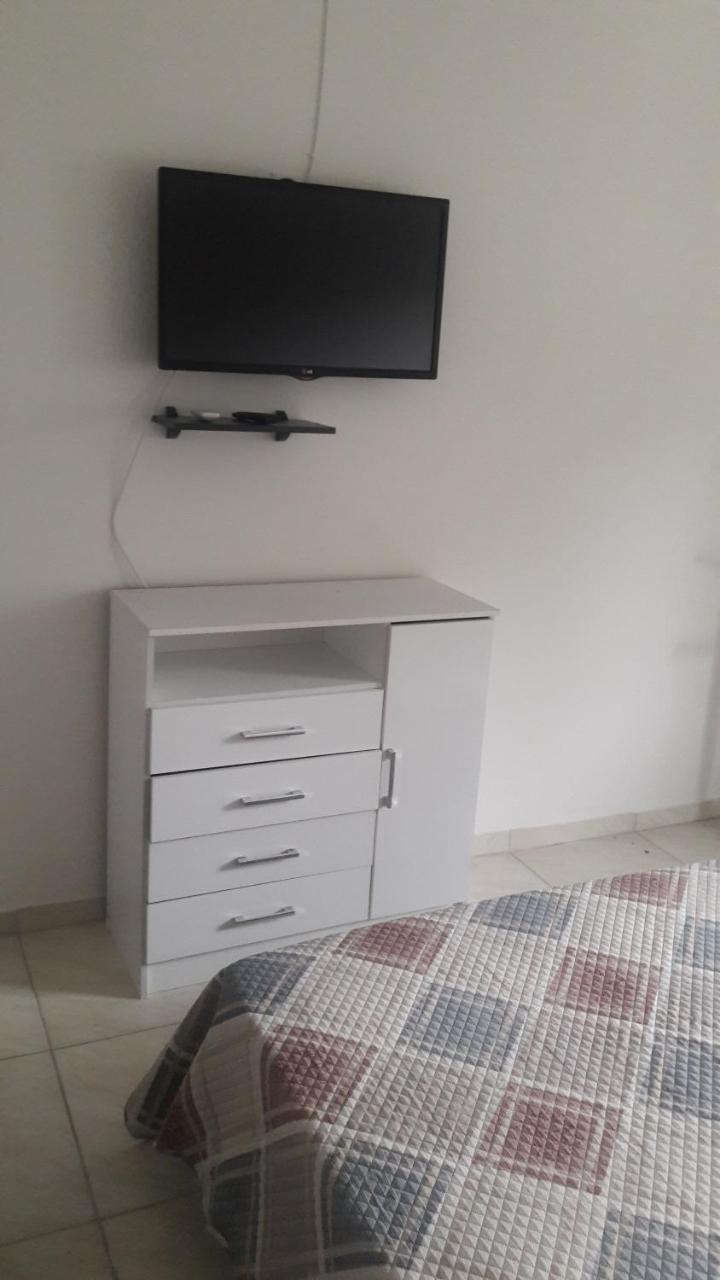 Residencial Eucaliptos Hotel ฟลอเรียนอโปลิส ภายนอก รูปภาพ